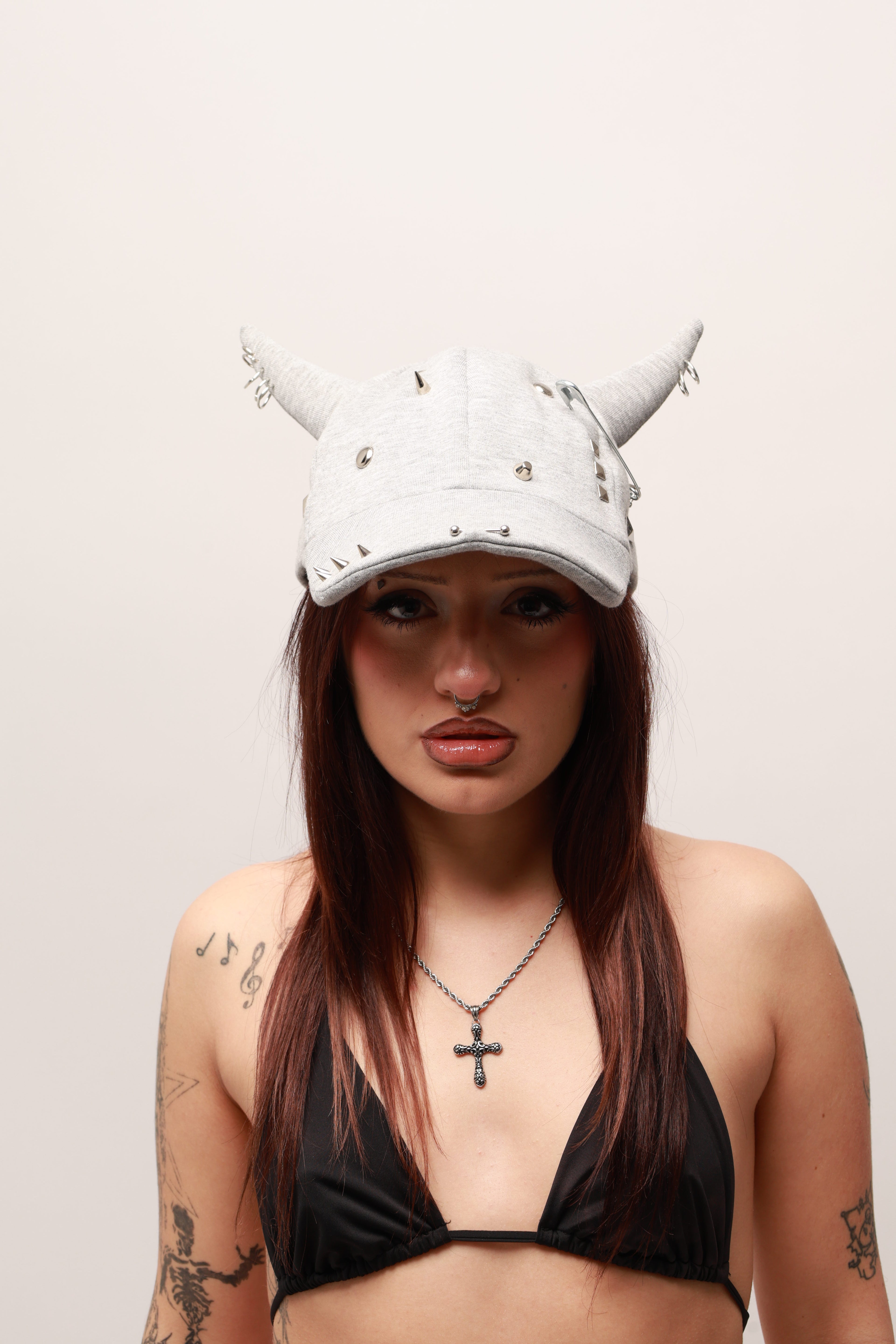 DEMON TRACKSUIT  CAP - GREY