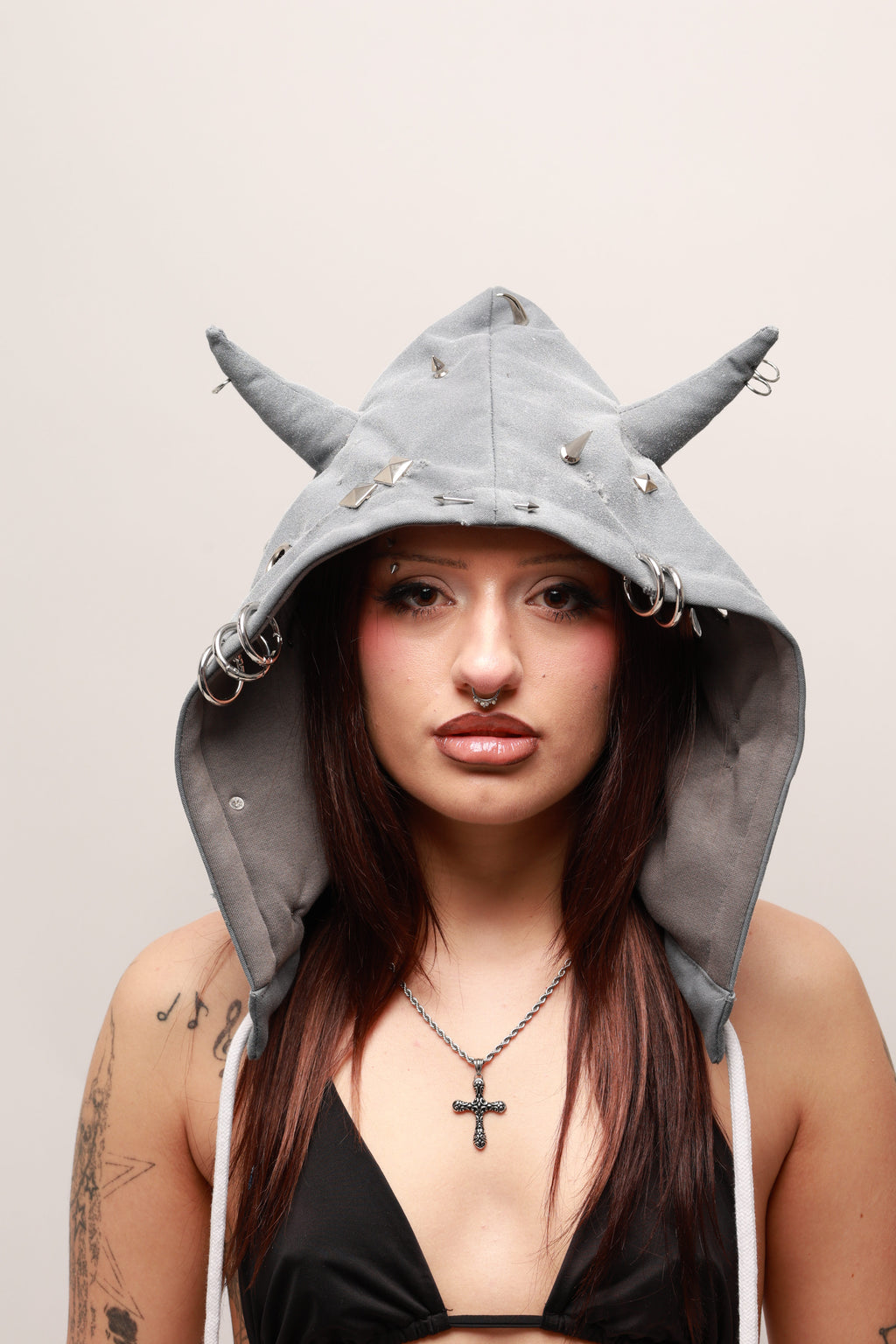 DEMON WORKER - GREY