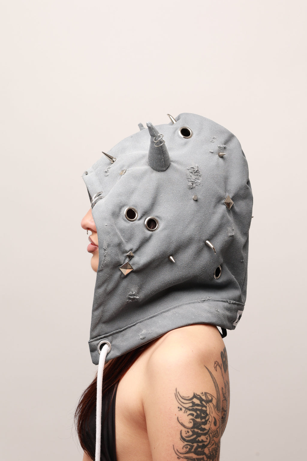 DEMON WORKER - GREY