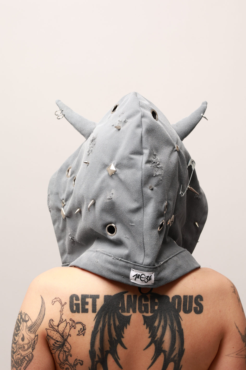 DEMON WORKER - GREY